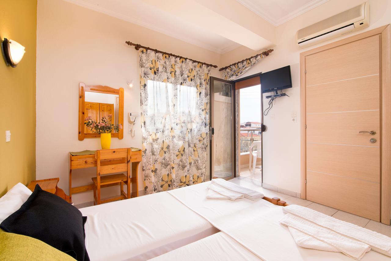 Villa Oasis Limenaria  Eksteriør billede