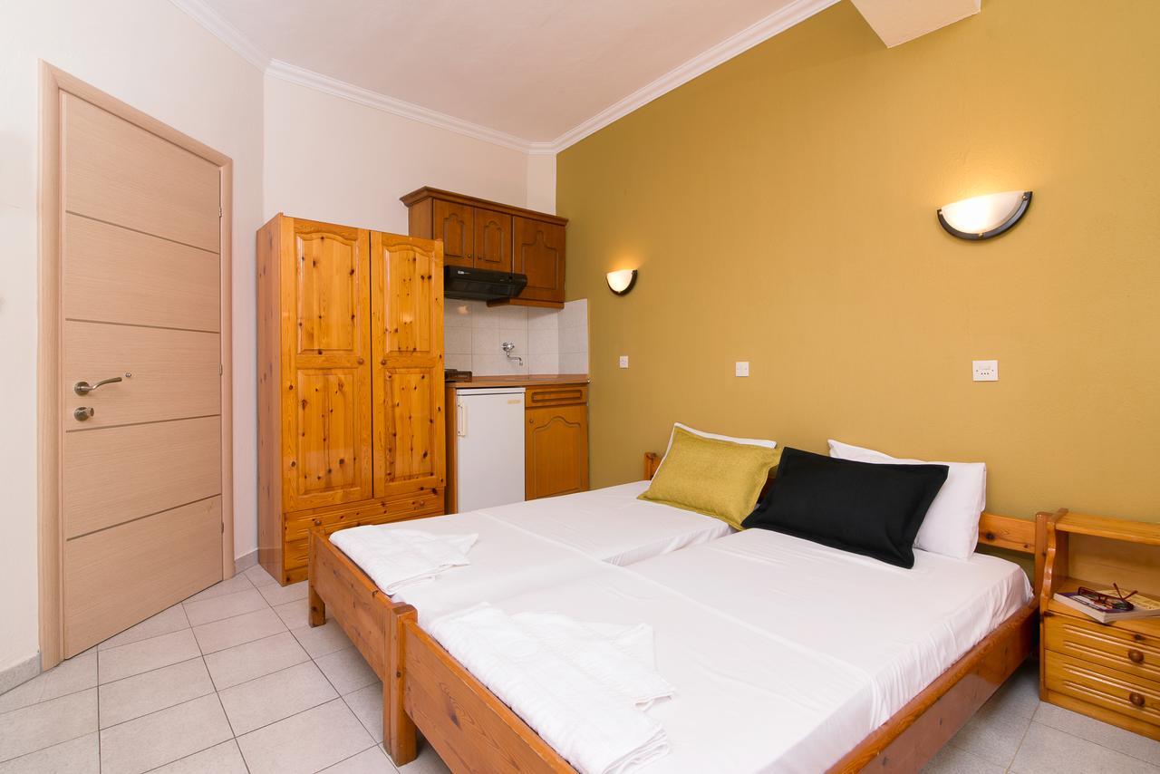 Villa Oasis Limenaria  Eksteriør billede